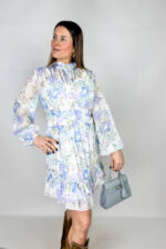 Abito Fairy corto a fantasia floreale o a tinta unita. Un capo raffinato e femminile ideale per la stagione primaverile.