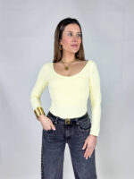 Body in microfibra comodo e versatile. Modello girocollo.