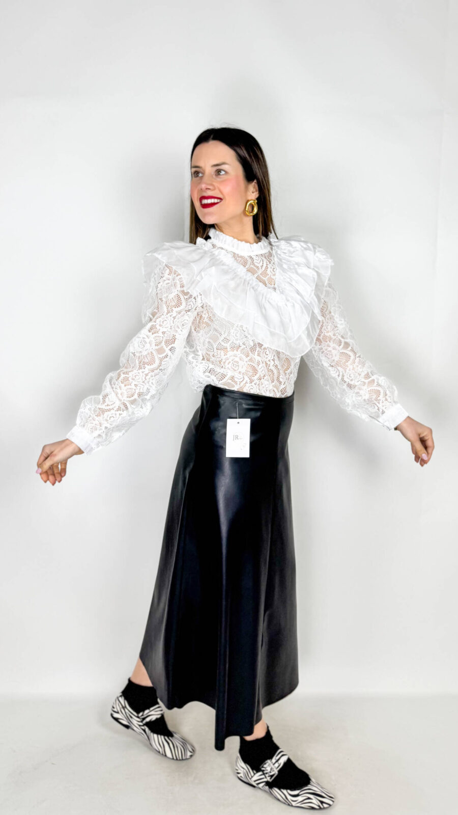 Gonna a ruota in eccopelle da donna. Stilosa e ideale da aperitivo.