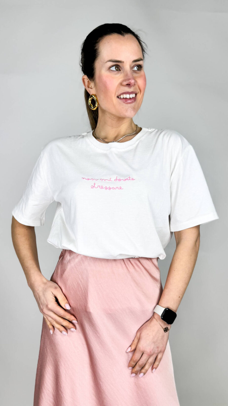 T-shirt da donna in cotone con simpatica scritta sul petto.