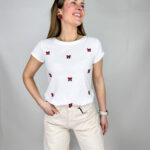 T-shirt da donna con applicazione sul davanti,