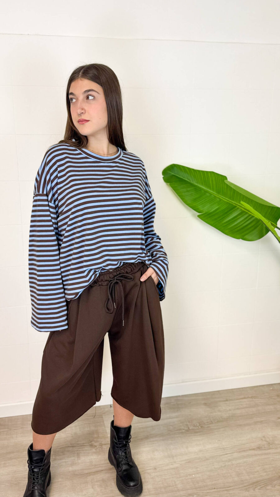 Bermuda donna in felpa sportivi, oversize. Autunno inverno